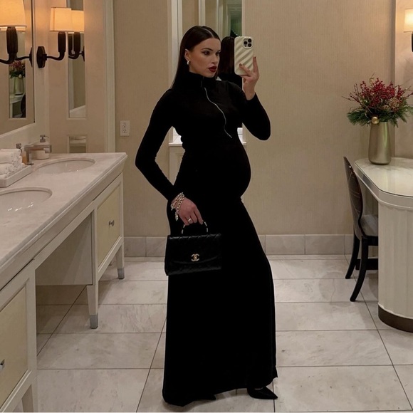 Dress - Picture 2 of 11